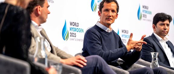 Damien Eyries on a panel at WHS Rotterdam 2025